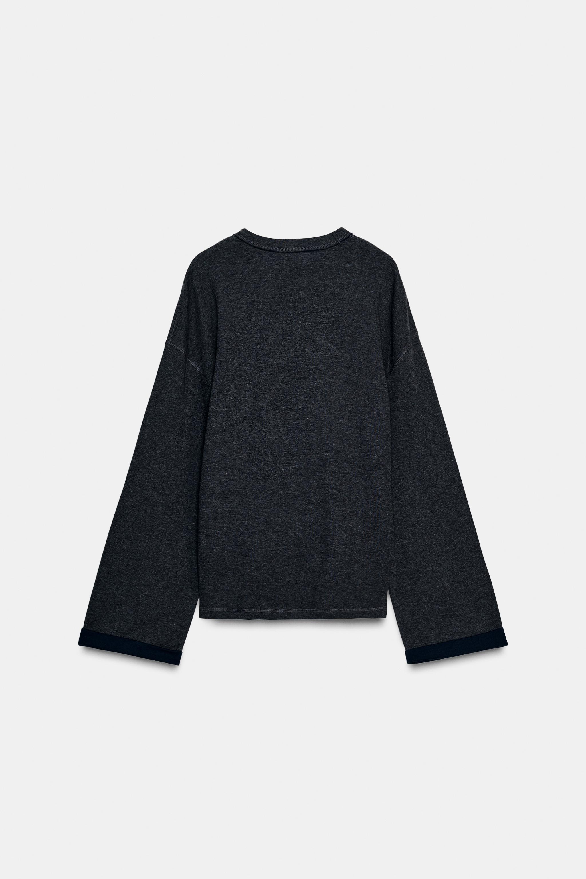 OVERSIZED LONG SLEEVE T-SHIRT